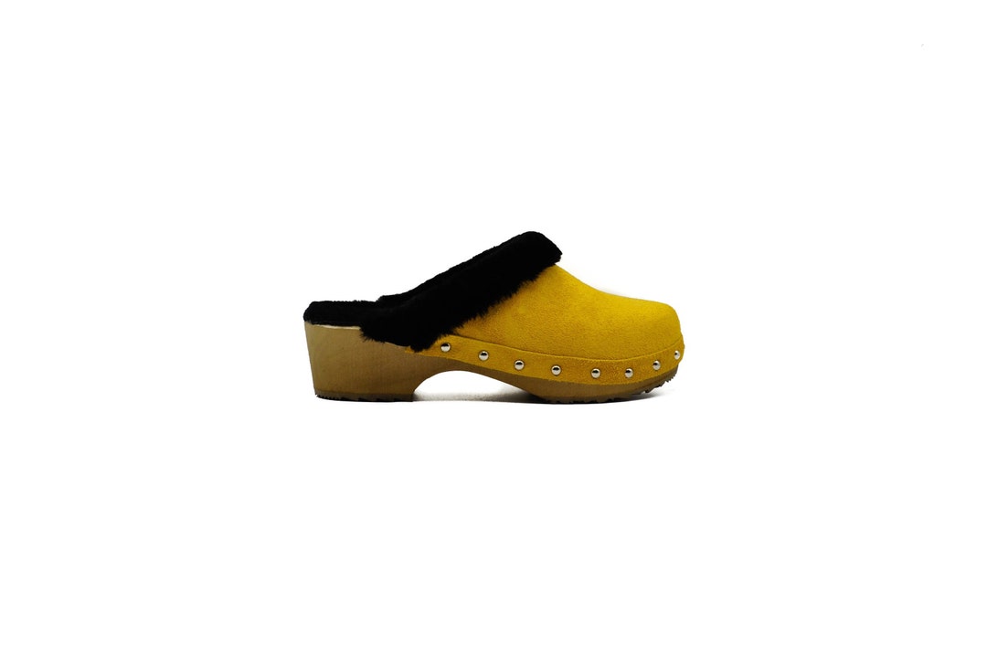 merrell sheepskin clogs