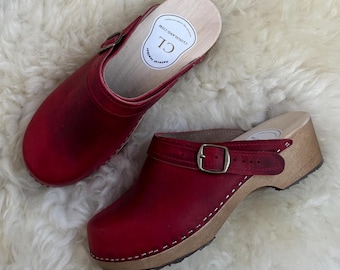 Vintage Red Clogs with belt