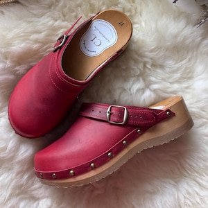 Vintage Leather Slippers - Etsy display picture 3