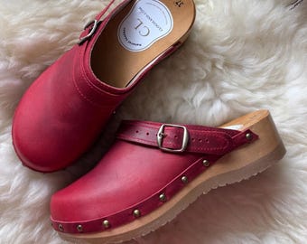 Vintage leather clogs for women, handmade nubuck wooden mules, red slippers, retro casual footwear