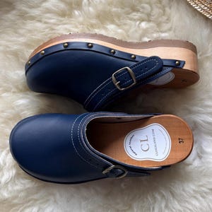 Dark Blue Vintage Leather Clogs for Women, Dark Blue Women's Wooden Mules, Vintage Style Shoes, Leather Clogs, Dark Blue Wooden Clogs