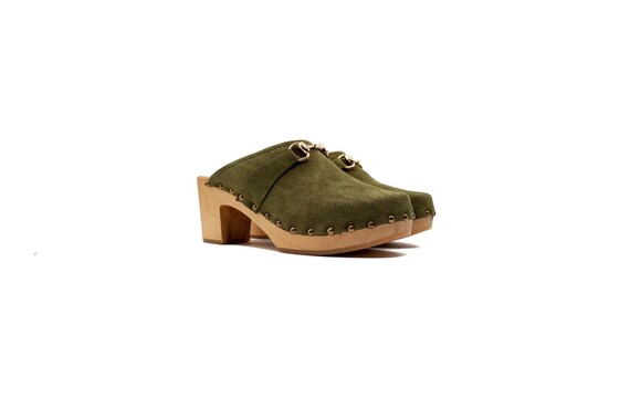 Natural shop leather clogs