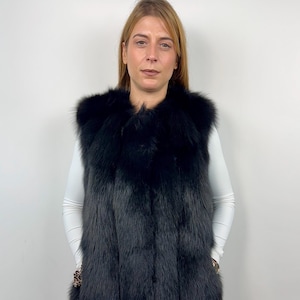 Elegant Black Fox Fur Vest: Genuine Luxury Fur