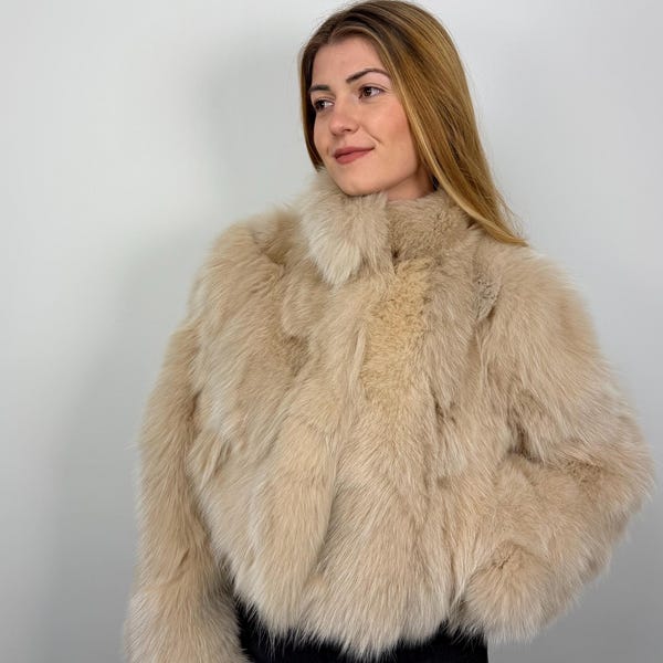 Elegant Beige Fox Fur Jacket: Genuine Fur Winter Coat