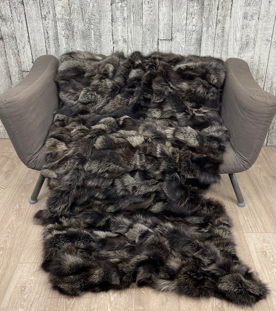 Luxury fox fur blanket throw, cozy and fluffy genuine fur blanket