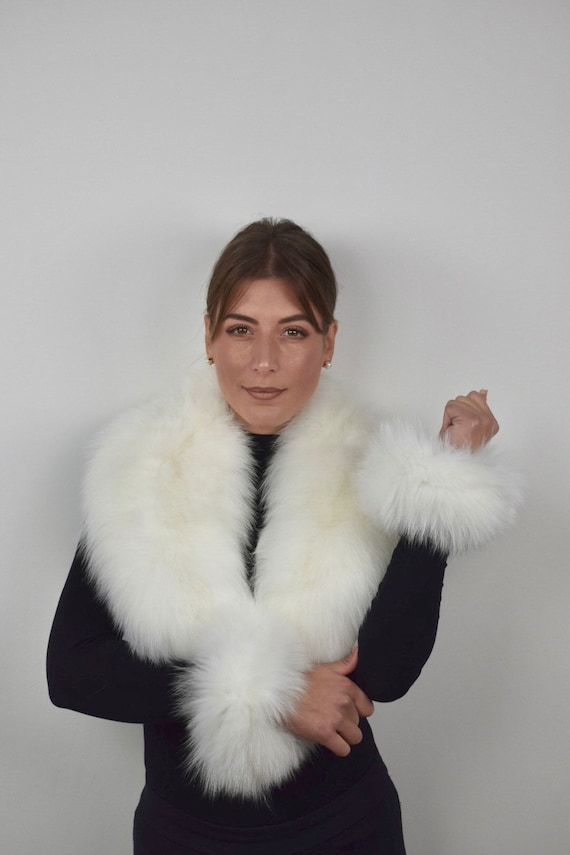 White real fur collar deals