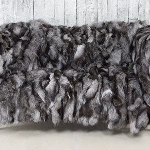 Luxury frost fox fur blanket throw, cozy and fluffy genuine fur blanket