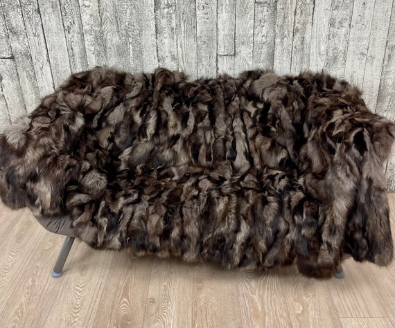 Luxury fox fur blanket throw, cozy and fluffy genuine fur blanket