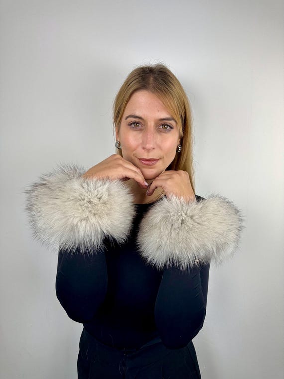Elegant Fur Cuffs, gray fox cuffs, real fur cuffs, fluffy fur cuffs, wrist warmers
