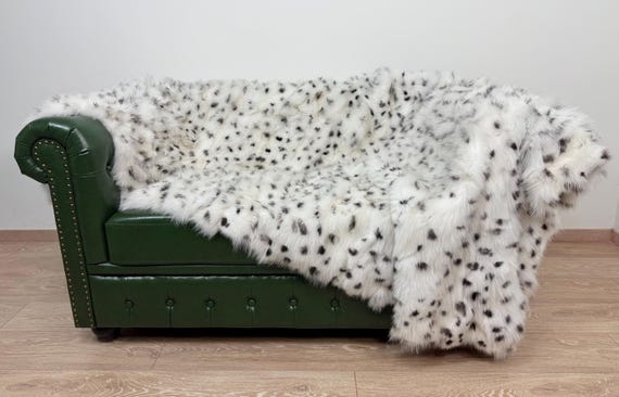 Luxury White Spotted Fox Fur Blanket – Real Fur Throw with Black Polka Dot Pattern, Fluffy Soft Bedspread or Sofa Cover