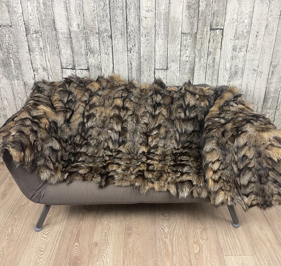 Luxury crystal fox patchwork fur blanket throw rug, cozy and fluffy genuine fur blanket