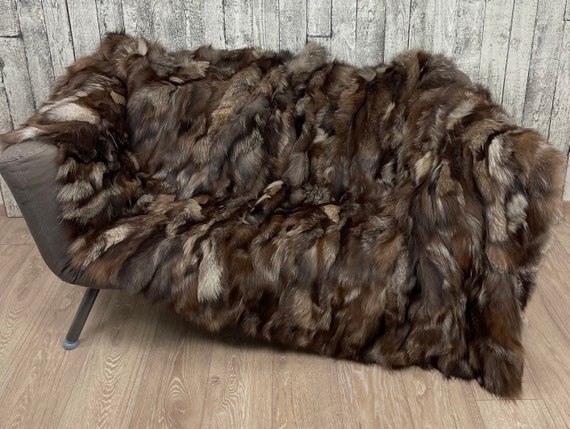 Luxury crystal fox fur blanket throw, cozy and fluffy genuine fur blanket