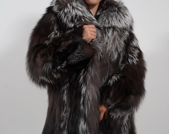 Chaqueta de lujo de piel de zorro plateado: Auténtico abrigo de invierno de piel