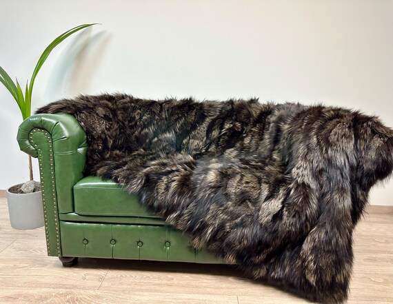 Real Fur Fox Blanket, luxury fur blanket, fox fur throw, elegant fur bedspread