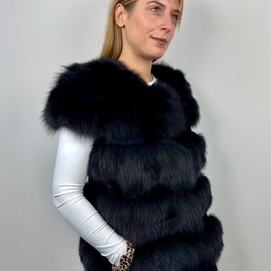 Luxury Black Fox Fur Vest: Elegant Winter Layering
