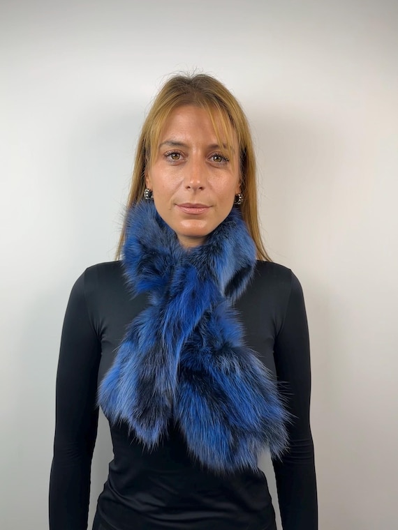 Fur scarf, blue fox fur scarf, fur collar, cozy and fluffy fur scarf