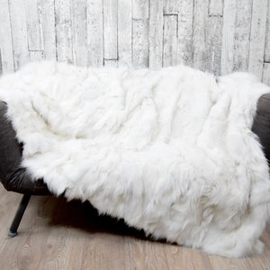 Luxury White Shadow Fox Fur Blanket: Winter Home Decor, Fur Throw
