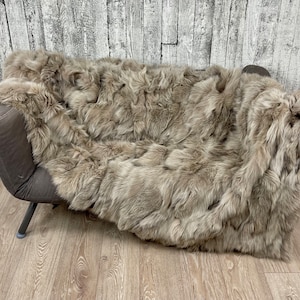 Luxury fox fur blanket throw, cozy and fluffy genuine fur blanket