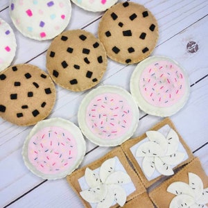 Felt Sugar Cookie Set/ Fun Confetti Cookies/ Play Kitchen Accessories/ Felt Play Food/ Pretend Play Food/ Felt Cookies