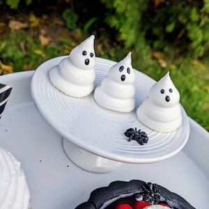 Fake MINI Ghost Marshmallows, Faux halloween Cupcakes, halloween decor, Halloween tiered tray decor, cupcake props, faux Halloween treat