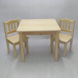 Tisch- und Stuhlset aus Holz für Kleinkinder – Kindersichere Lackierungen, Massivholz | Benutzerdefinierte Farben | Montessori Geschenkidee