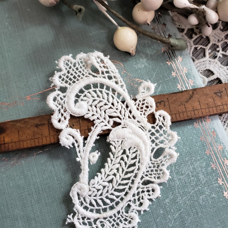 Antique Embroidered Applique Handmade Insertion Pieces Warm White Ivory Paisley Shaped Set of 3