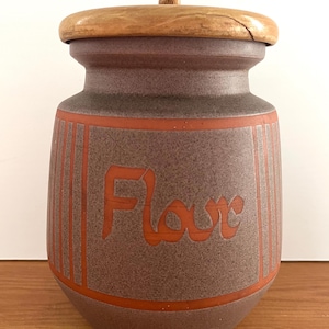 Tarro grande de harina Wellhouse Paignton Pottery, estilo vintage de los años 70, ¡SIN USAR!