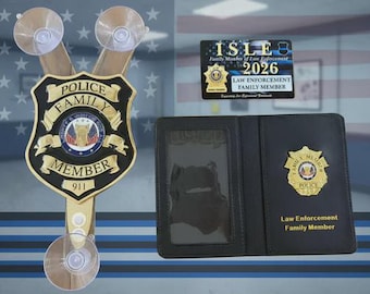 ENSEMBLE COMPLET : présentoir pour badges de pare-brise « FAMILY Member » + portefeuille + carte 2026 + cadre de plaque d'immatriculation