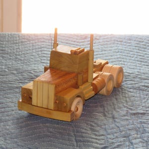 Sattelzugmaschine
