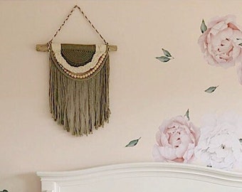 Makramee Halbkreis Wandstück. *Made to Order* Boho Dekor.  Handgemachte Kunstfaser.