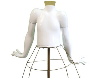 Authentic Disney Mannequin from Cinderella Castle – 1980s Imagineering Rare Collector Piece