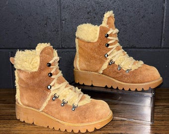 Vintage Enrico Sergio Shearling Lined Suede Hiking Boots Tan Women’s 6 Lug Sole