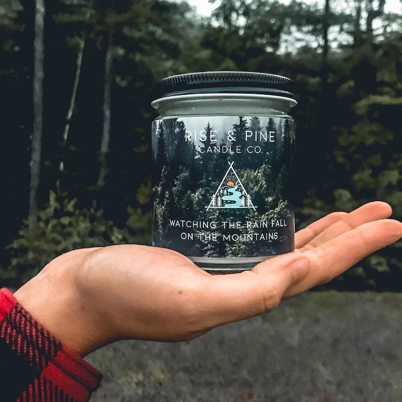 Rain Petrichor Soy Wax Candle - Thumbnail 3