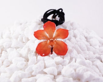 Orchid Jewelry / Orchid Necklace / Resin jewelry / Flower Jewelry / Gift for her / Gift for mom / Christmas Gift / Stocking Stuffer