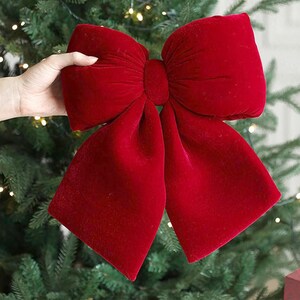 Large Velvet Wedding Bow: Reusable Bridal Chair Décor