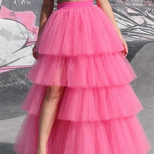 Gonna lunga in tulle arcobaleno: tutù da damigella d'onore personalizzato