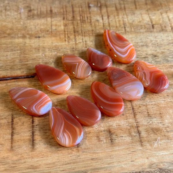 Natural Carnelian Agate Teardrop Pendant Stone - Perfect for jewelry making and wire wrapping