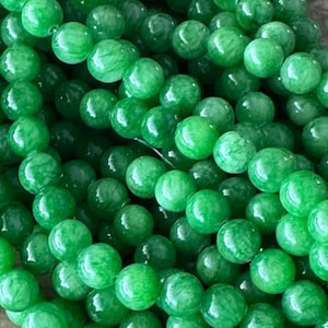 8mm Natural Round Jade Bead Strand