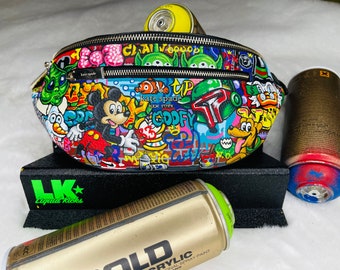 Riñonera Disney / Riñonera Disney personalizada / Riñonera Disney con castillo / Riñonera Disney / Riñonera Disney / Riñonera Disney / Riñonera Disney personalizada