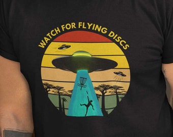 Disc golf shirt gifts dad t-shirt, ufo disc golfer gift, frolf funny shirt for men, frisbee playing tee for husband, flying disc, men tee