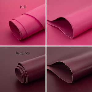 Pu&ograve; includere: Primo piano di due rotoli di pelle rosa e due fogli di pelle bordeaux. La parola "Pink" &egrave; sopra i rotoli di pelle rosa. La parola "Burgundy" &egrave; sopra i fogli di pelle bordeaux. La pelle &egrave; liscia e lucida.