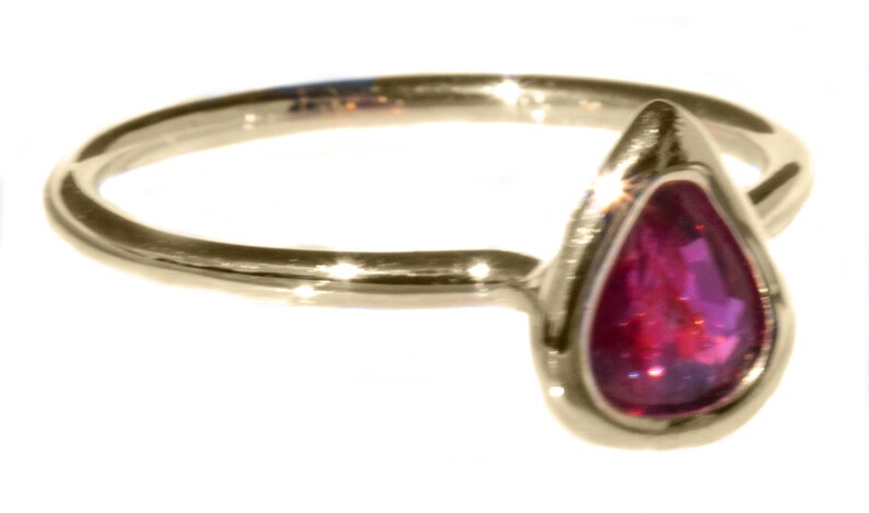 Ruby Anillo apilable minimalista imagen 2