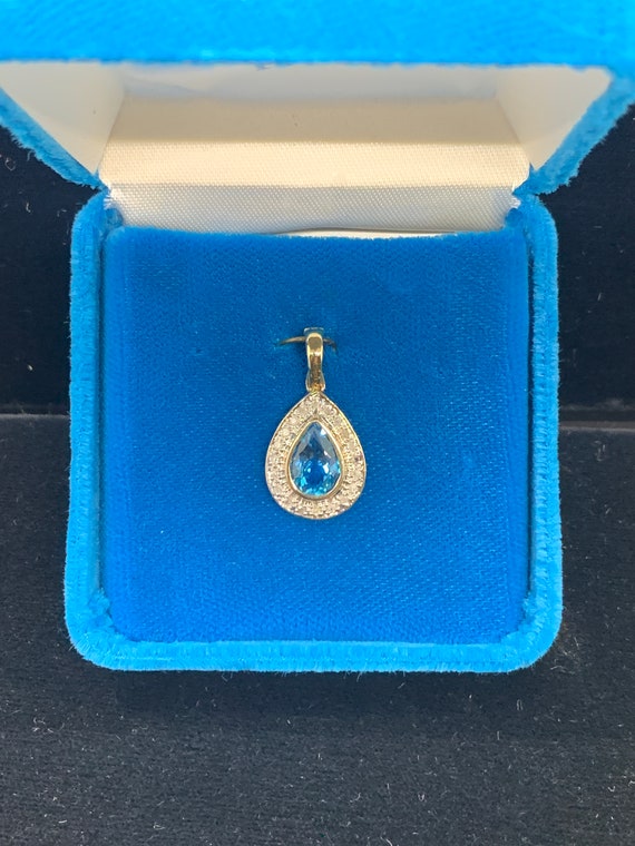 Vintage Diamond and Blue Topaz 14 Kt yellow Gold … - image 2