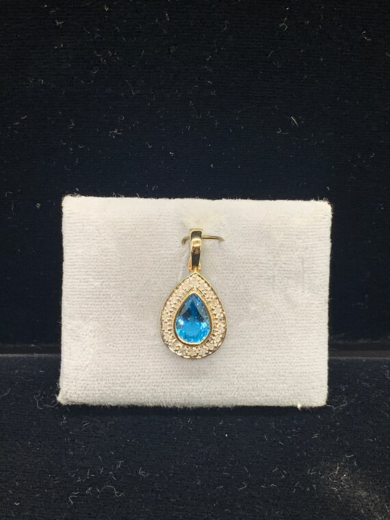 Vintage Diamond and Blue Topaz 14 Kt yellow Gold … - image 3