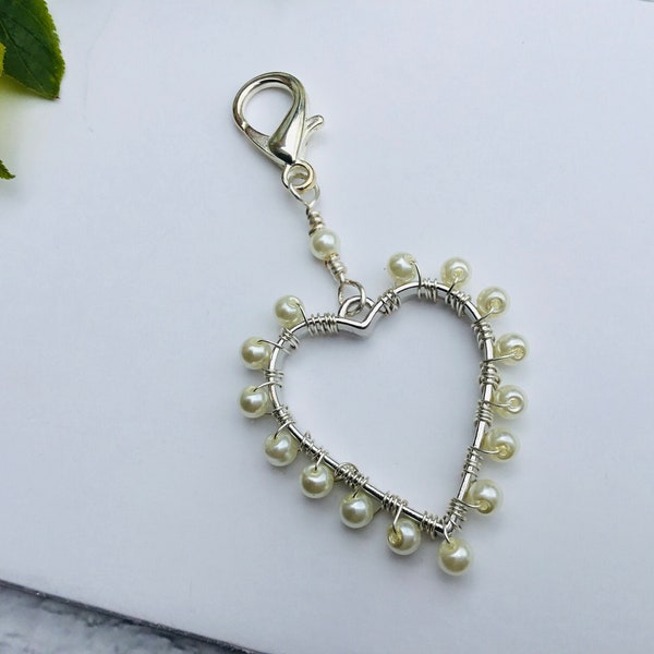 Purse Charm/ Bag Charm/ Heart Wire Wrapped Purse Charm With Silver or Cream Pearls/Zipper Pull