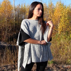 100% Baby Alpaca Wool Poncho / Open Side Peruvian Poncho/ Handmade