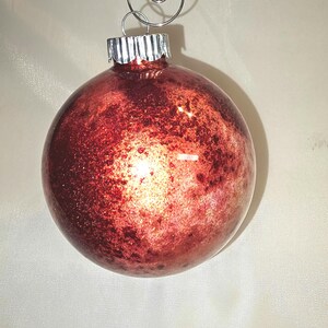Enfeites de plástico lindamente decorados (3,6&quot;)