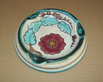 Antique pottery Gouda ashtray, early 20th century.