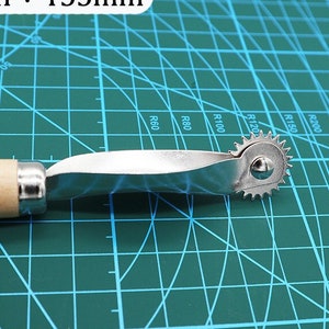Wooden handle scribing wheel presser wheel, spacing wheel/dotting wheel, tracing wheel, sharp toothed scribing wheel, leather DIY tools