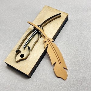 Handgefertigte Feder Design Leder Lesezeichen Stanzen DIY Feder Anhänger Die-Custom Stahl Metall Stanzen-Werkzeuge für leahter Punch Crafts